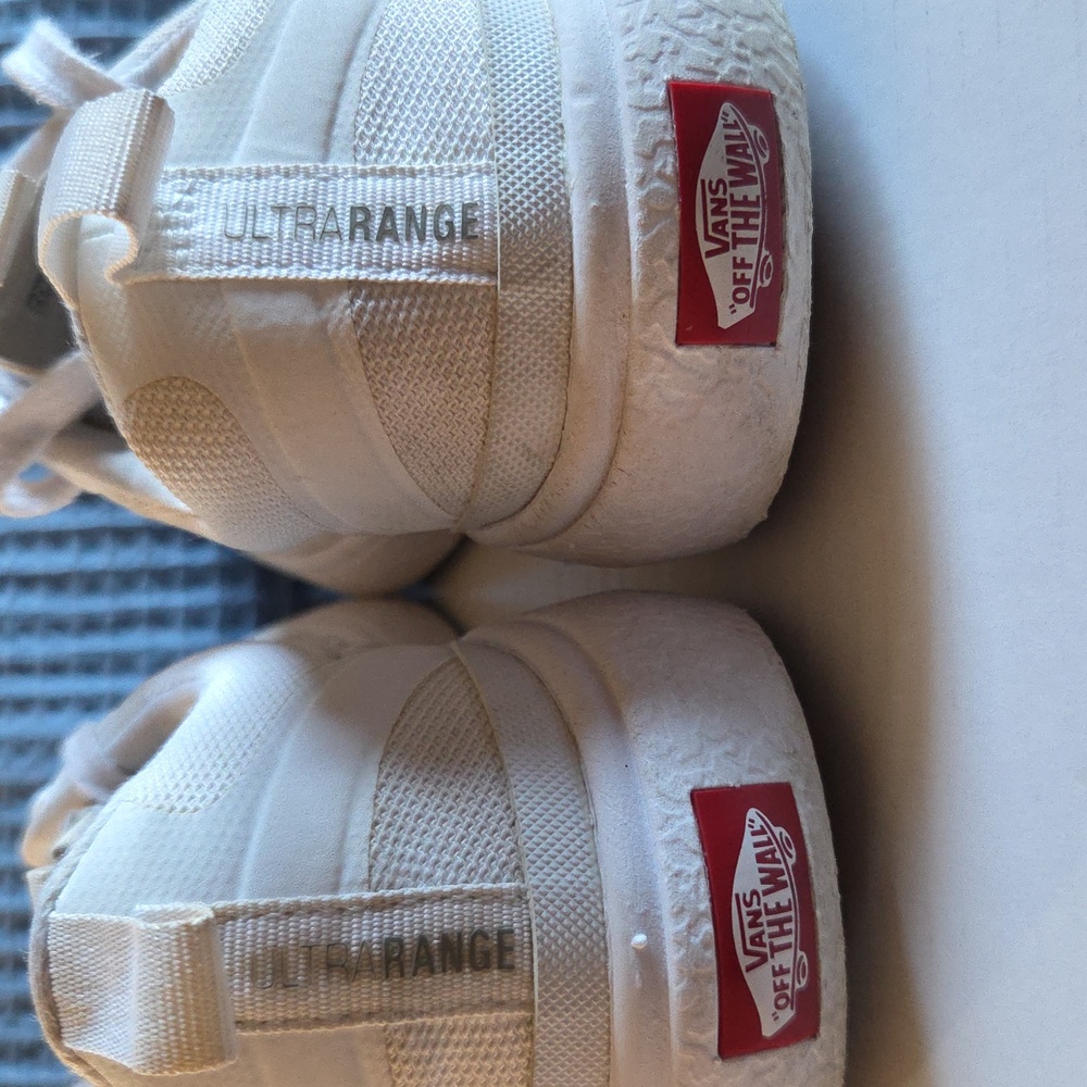 Vans Women's Sneakers - Picture 3 of 5